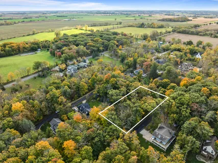 $225,000 | Lt17 Green Hill Drive, Fontana, WI 53125