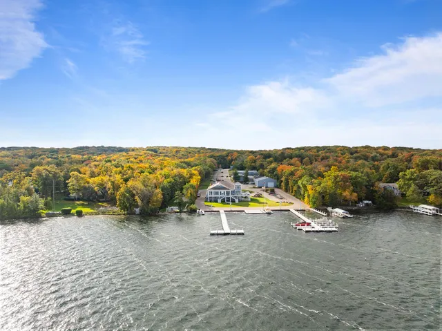 $225,000 | Lt17 Green Hill Drive, Fontana, WI 53125