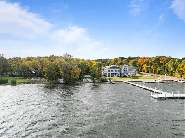 $225,000 | Lt17 Green Hill Drive, Fontana, WI 53125