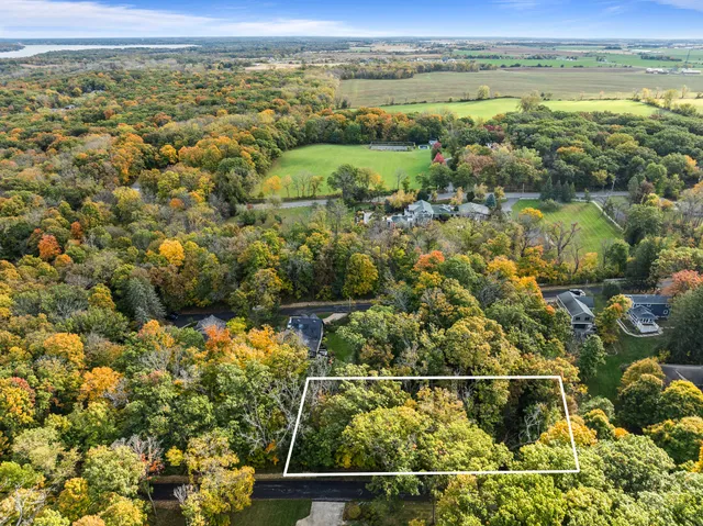 $225,000 | Lt17 Green Hill Drive, Fontana, WI 53125