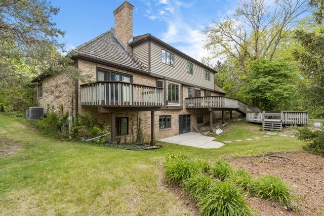 $600,000 | 6555 Stockbridge Lane, Long Grove, IL 60047