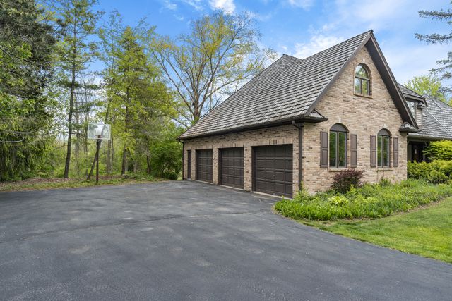 $600,000 | 6555 Stockbridge Lane, Long Grove, IL 60047