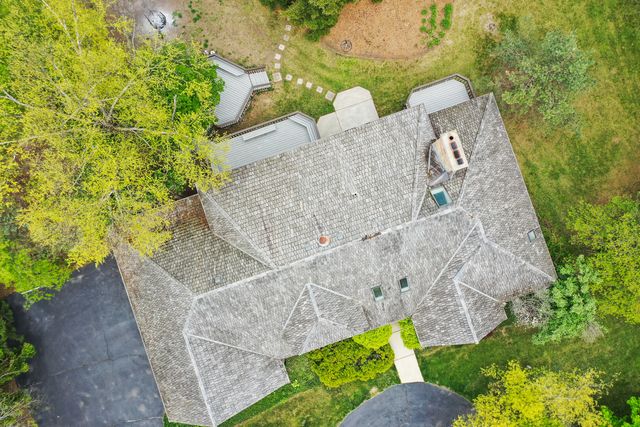 $600,000 | 6555 Stockbridge Lane, Long Grove, IL 60047