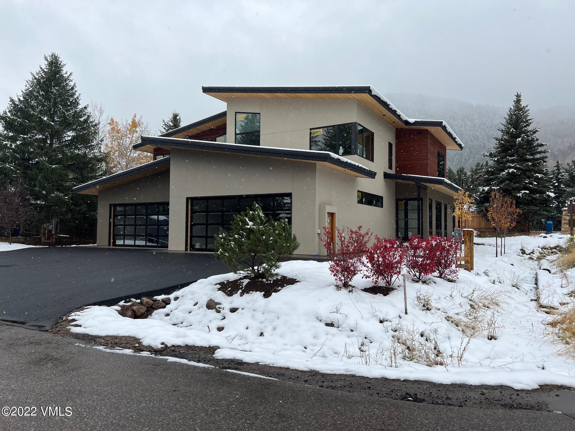 60 Riverside Court Avon, CO 81620 - Photo 2 of 25 IMG_6589