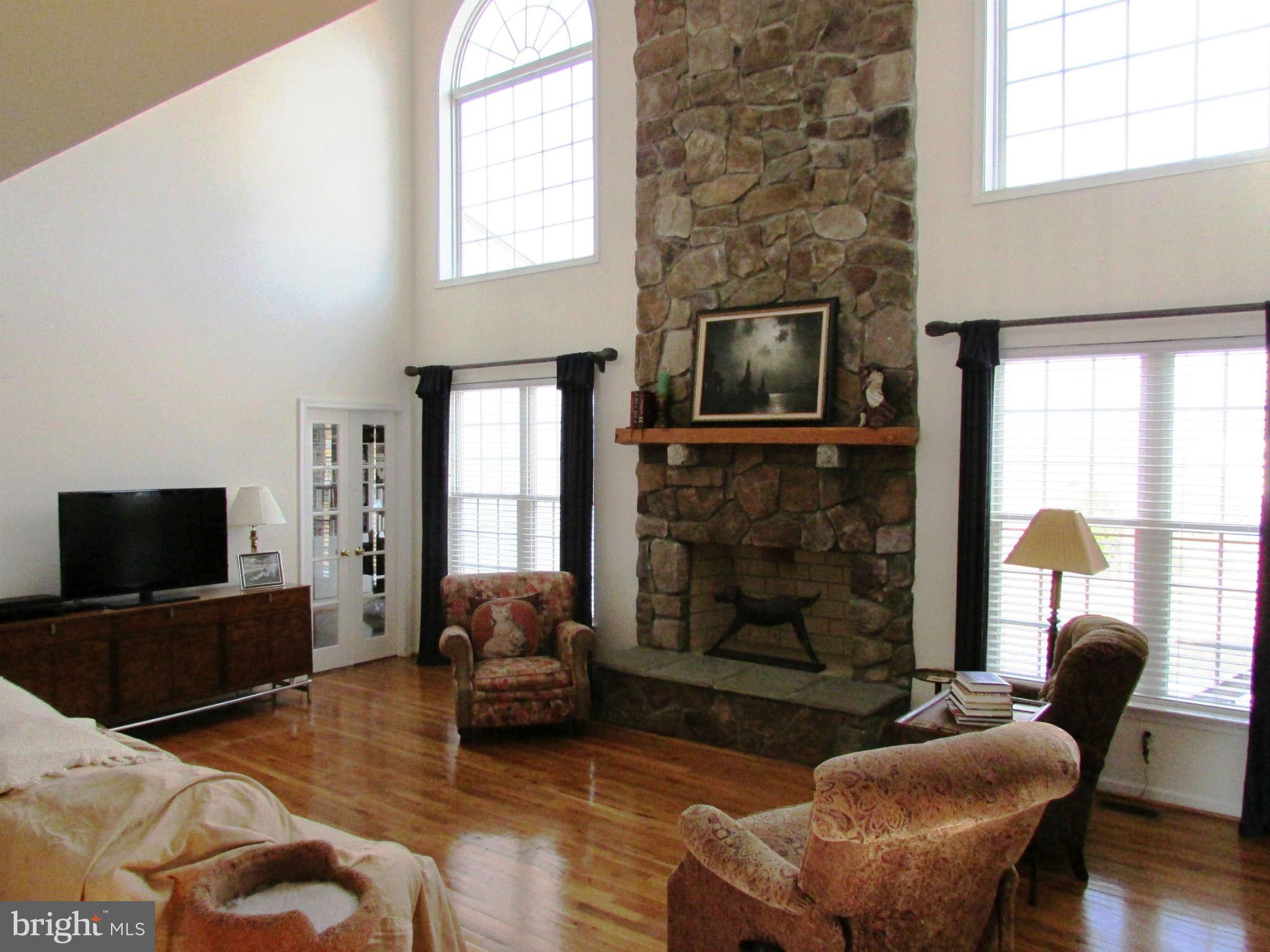 186 Old Baltimore Road Winchester, VA 22603 - Photo 8 of 22 Family Room