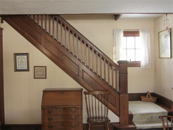 66 Maynard Road Northampton, MA 01060 - Photo 3 of 9