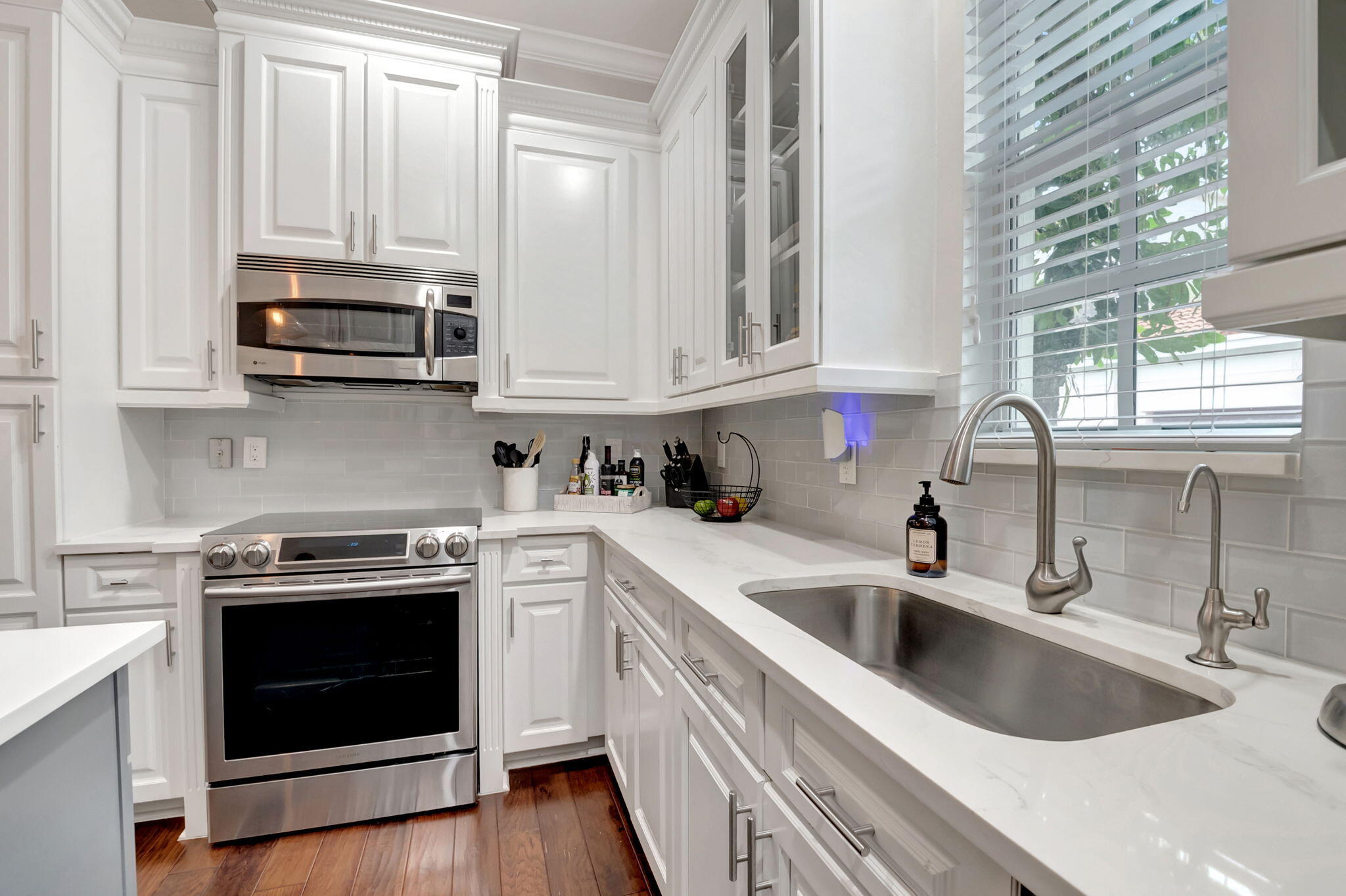8302 Northwest 8th Way, Unit 8302 Boca Raton, FL 33487 - Photo 21 of 63 21-web-or-mls-DSC_1962