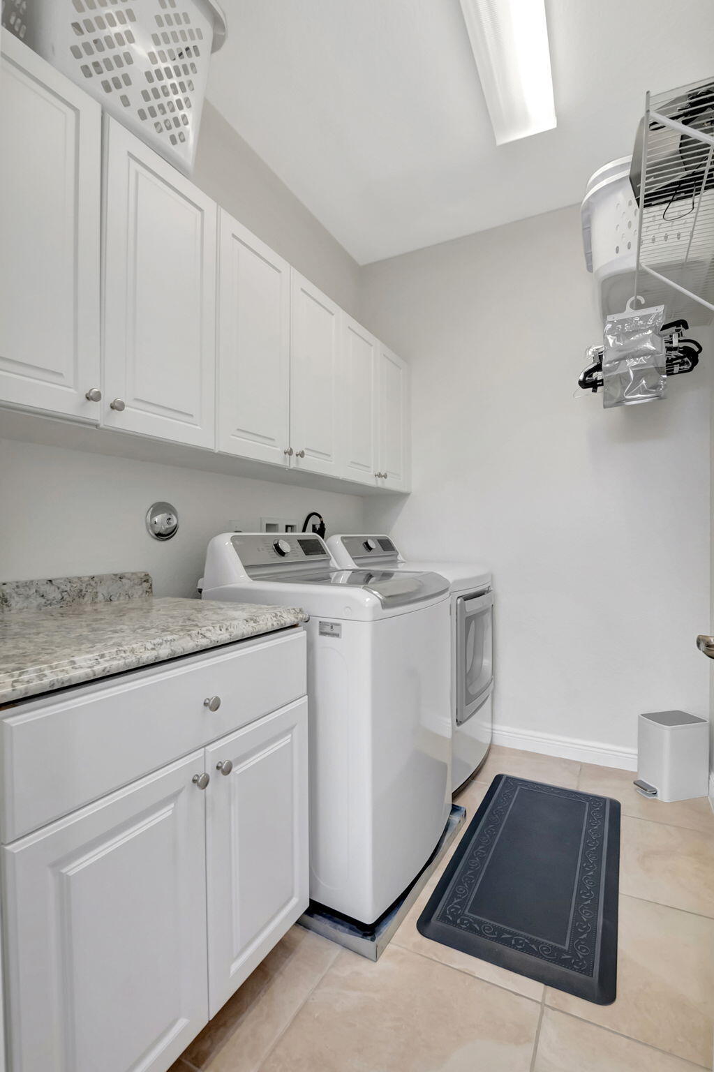 8302 Northwest 8th Way, Unit 8302 Boca Raton, FL 33487 - Photo 36 of 63 36-web-or-mls-DSC_2037