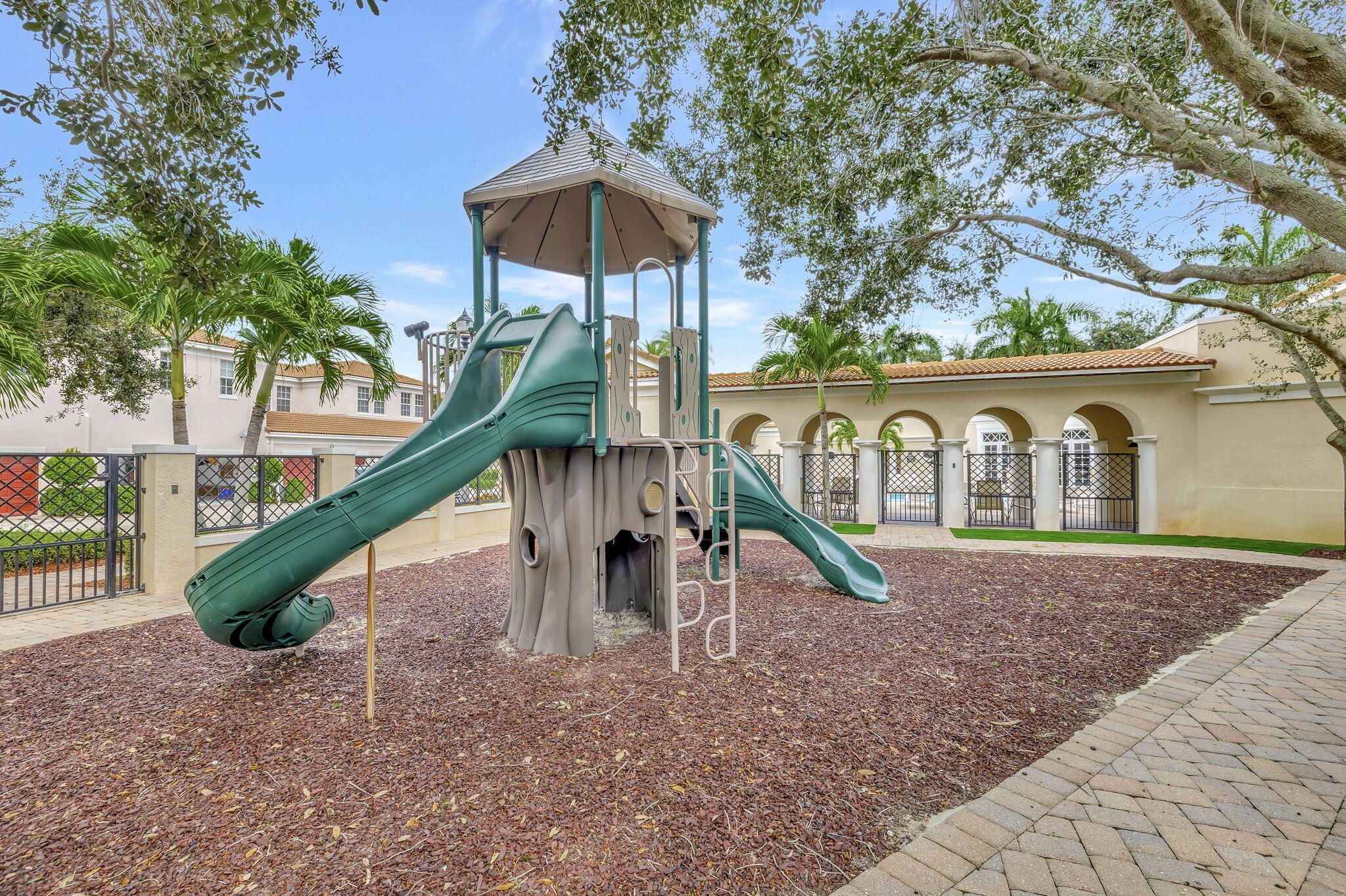 8302 Northwest 8th Way, Unit 8302 Boca Raton, FL 33487 - Photo 40 of 63 40-web-or-mls-03_3w7a8967