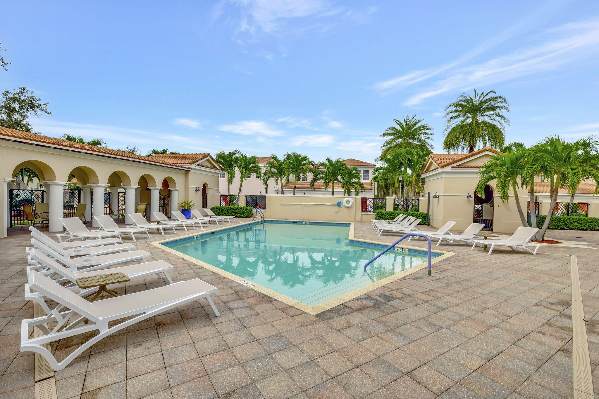 8302 Northwest 8th Way, Unit 8302 Boca Raton, FL 33487 - Photo 54 of 63 54-web-or-mls-08_3w7a8992