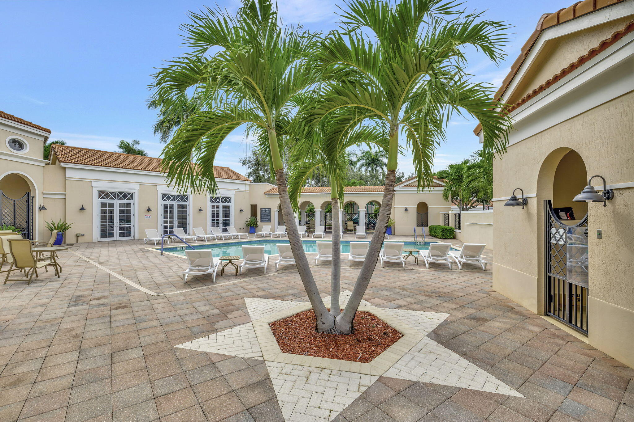 8302 Northwest 8th Way, Unit 8302 Boca Raton, FL 33487 - Photo 58 of 63 58-web-or-mls-12_3w7a9017