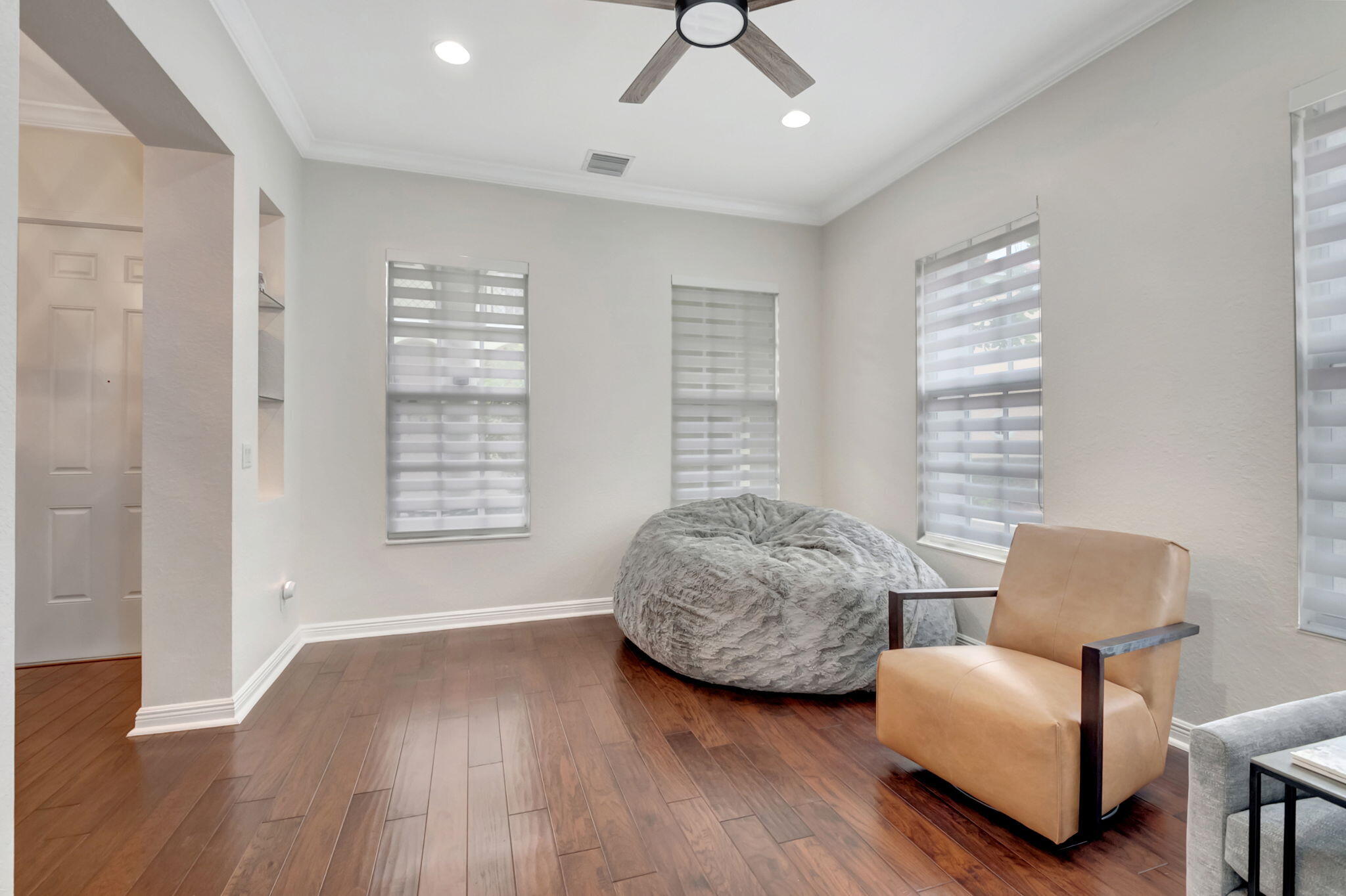 8302 Northwest 8th Way, Unit 8302 Boca Raton, FL 33487 - Photo 8 of 63 8-web-or-mls-DSC_1897