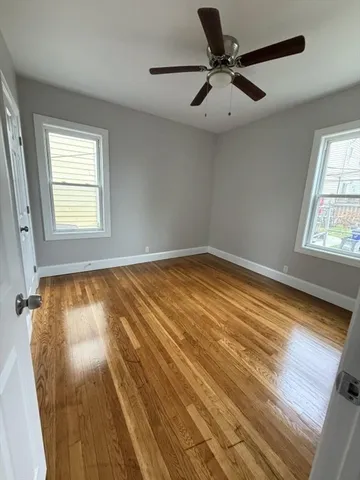 $1,500 | 1035 North Main Street, Unit 2, Fall River, MA 02720