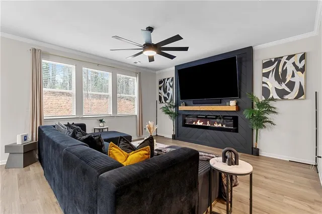 $3,300 | 715 River Gdns Drive, Atlanta, GA 30354