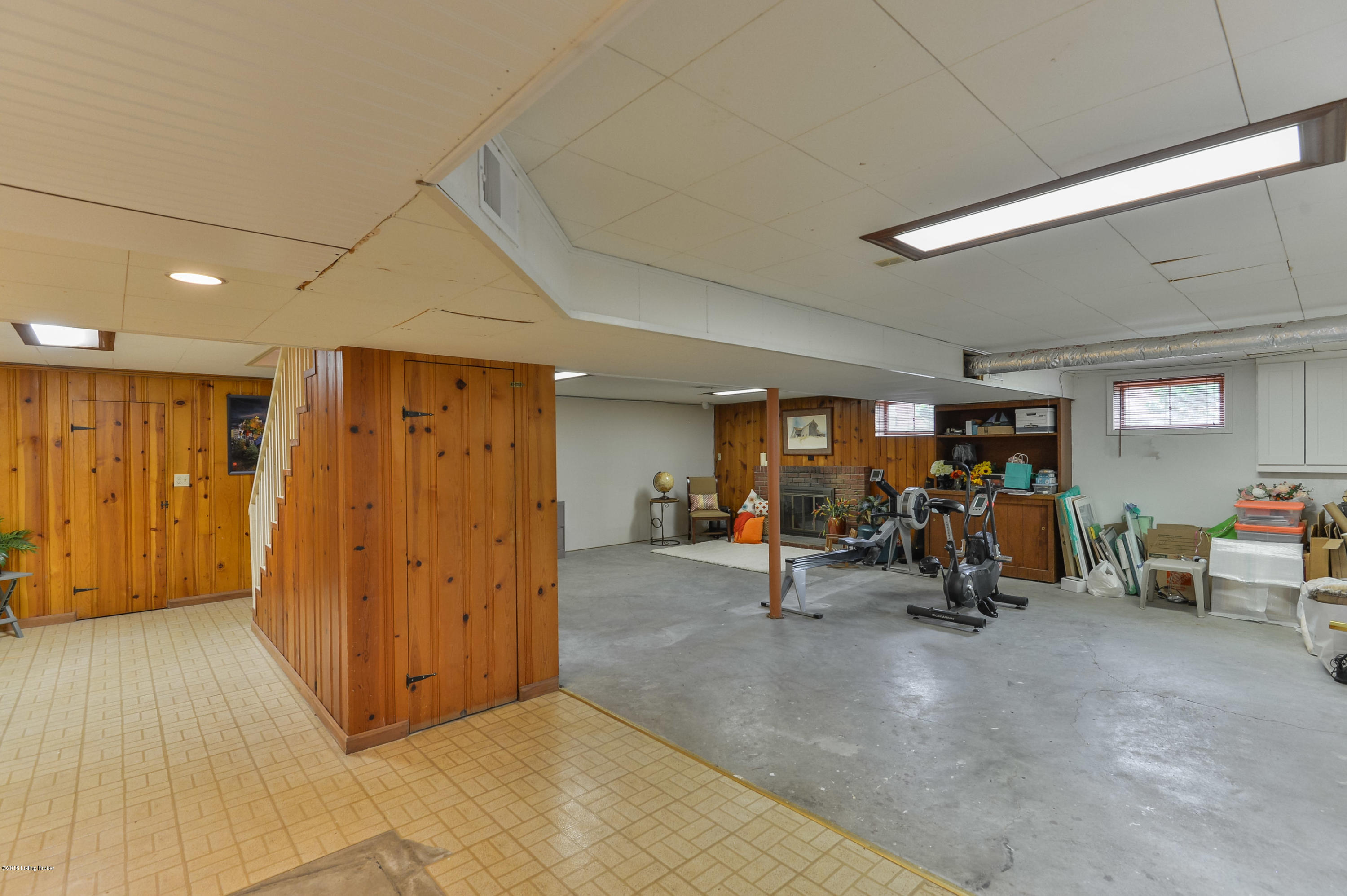 3610 Winchester Road Louisville, KY 40207 - Photo 36 of 45 039 LSIR 20180911 8739