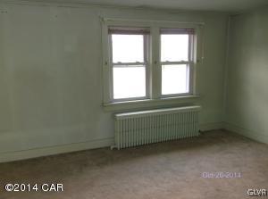 126 West County Road Sugarloaf, PA 18249 - Photo 9 of 9 Master Bed CLN
