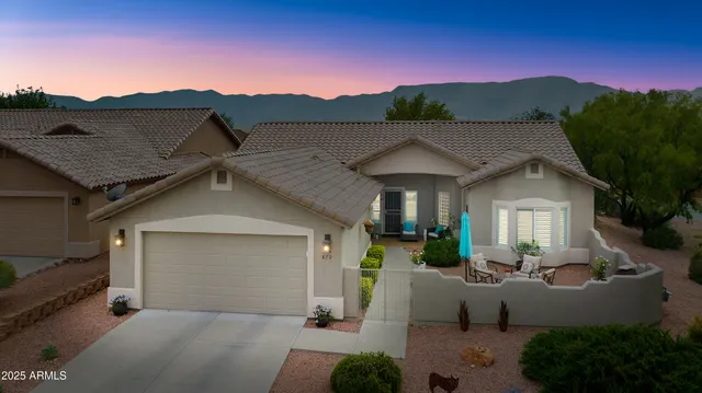 a view of a house with outdoor space