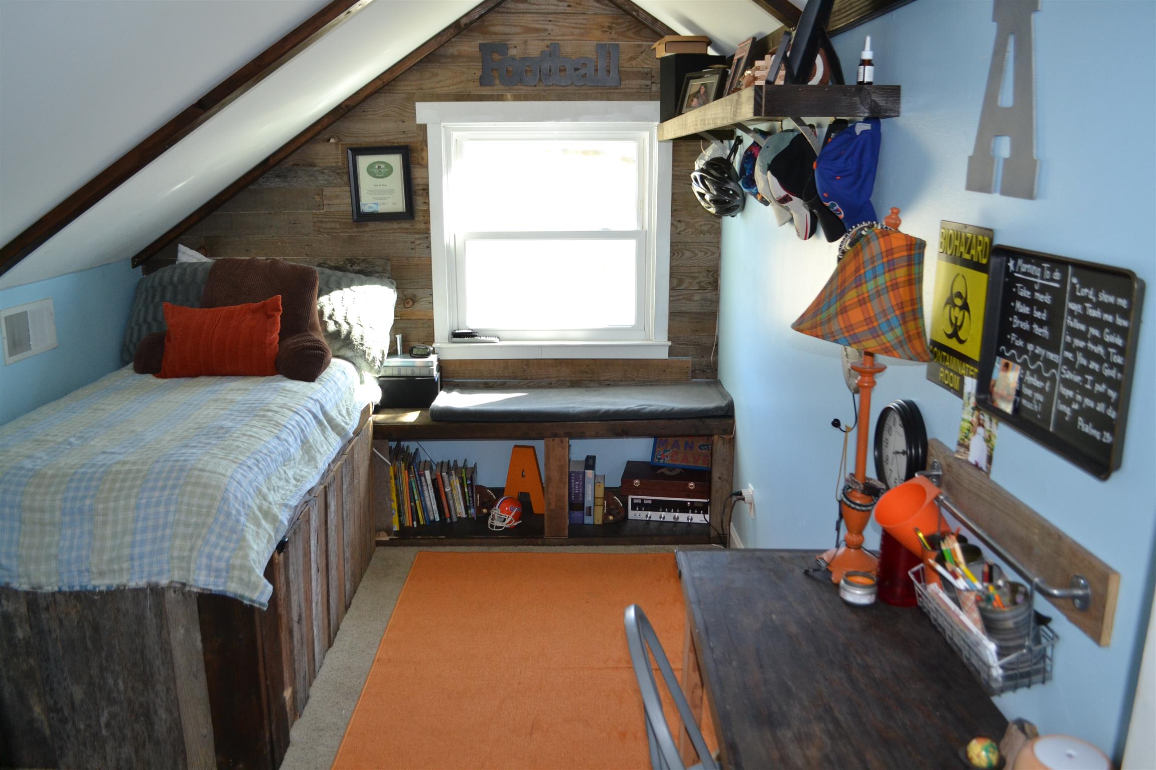915 Hamilton Chambers Road Lebanon, TN 37087 - Photo 12 of 18 a bedroom with a bed and a window