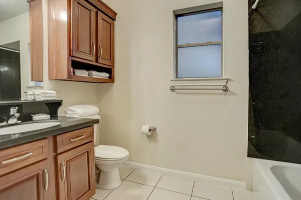 $1,800 | 2078 Laverne Street, Unit 5, Houston, TX 77080