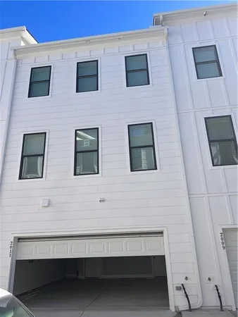 $3,200 | 2011 Oak Lane Northeast, Atlanta, GA 30318