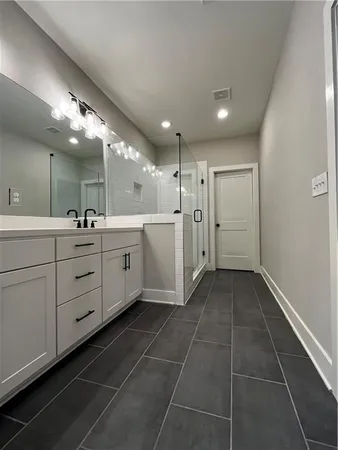 $3,200 | 2011 Oak Lane Northeast, Atlanta, GA 30318