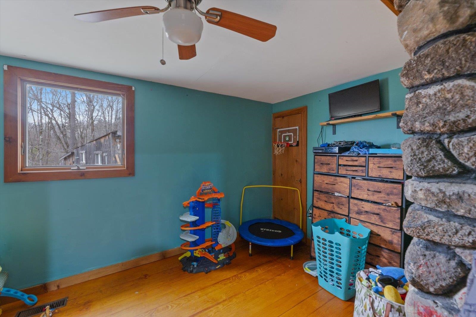 67 Lang Road Washington, NH 03280 - Photo 14 of 41