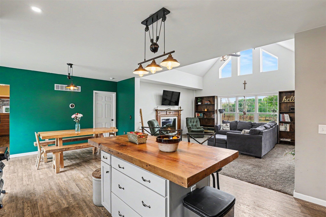 2404 Froede Road Caro, MI 48723 - Photo 8 of 42