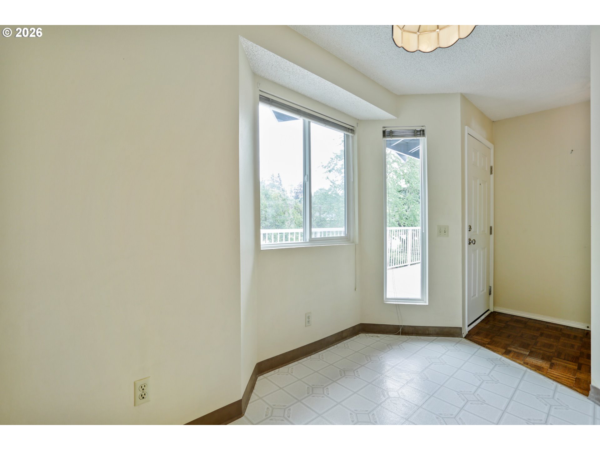 5113 Southwest Oleson Road Portland, OR 97225 - Photo 13 of 29