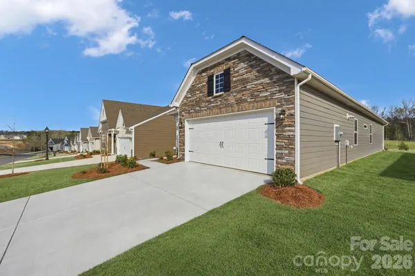 $418,199 | 7624 Cotton Crst Lane, Unit 39, Lancaster, SC 29720