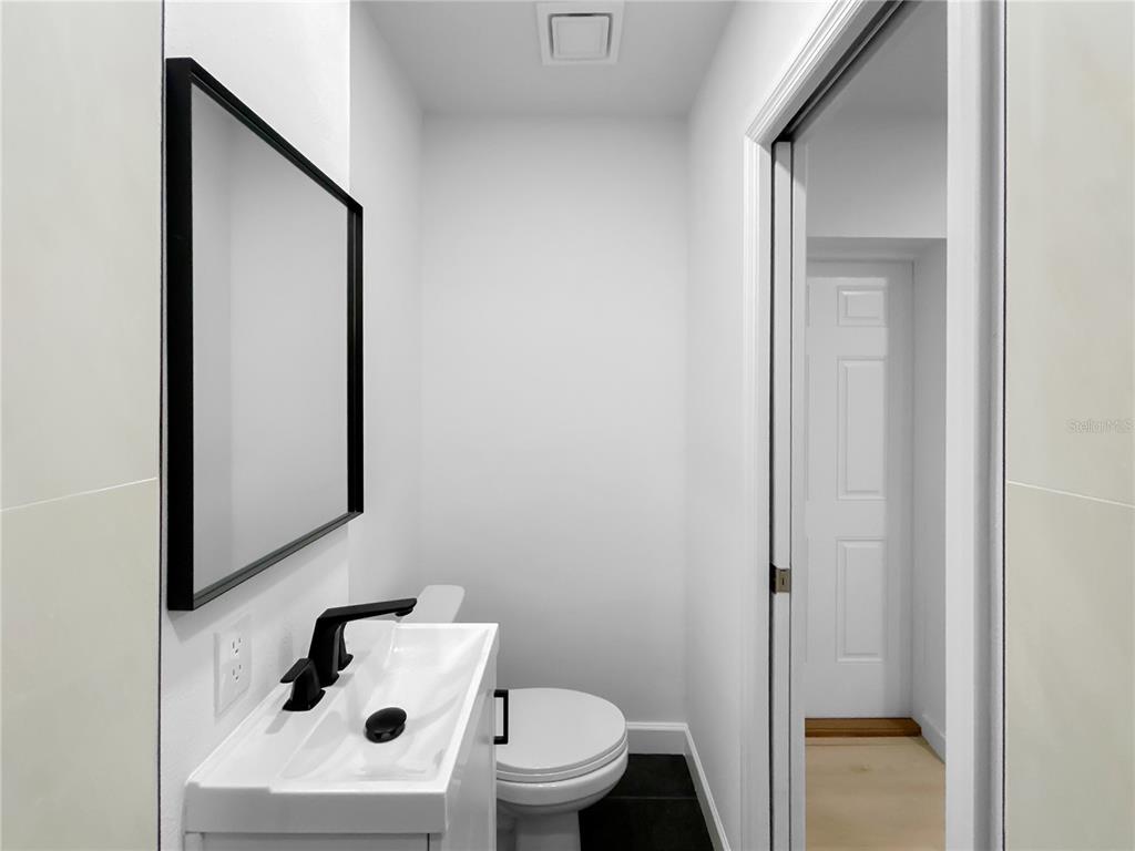 2078 Shadow Lane Clearwater, FL 33763 - Photo 17 of 33