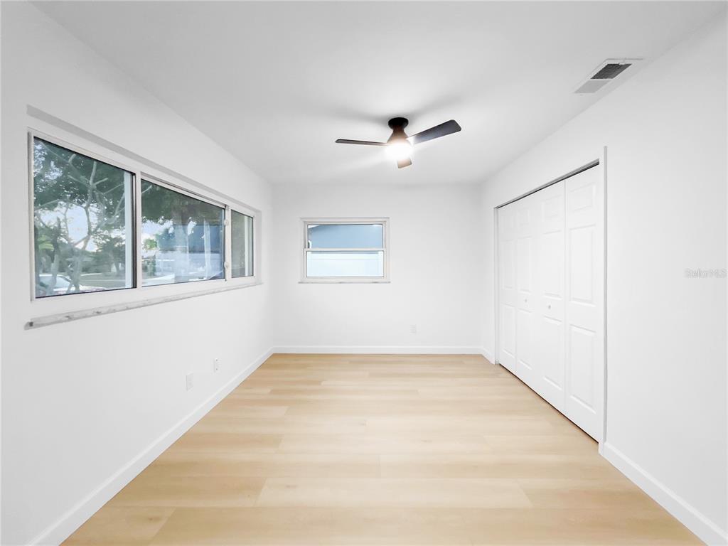 2078 Shadow Lane Clearwater, FL 33763 - Photo 20 of 33