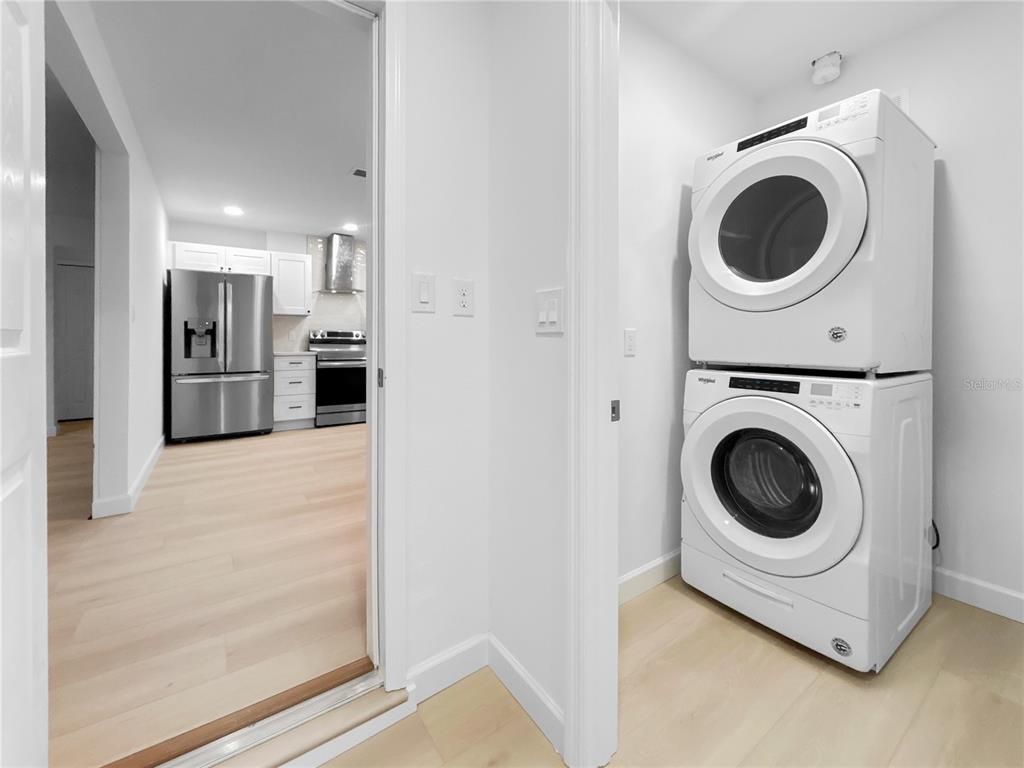 2078 Shadow Lane Clearwater, FL 33763 - Photo 24 of 33