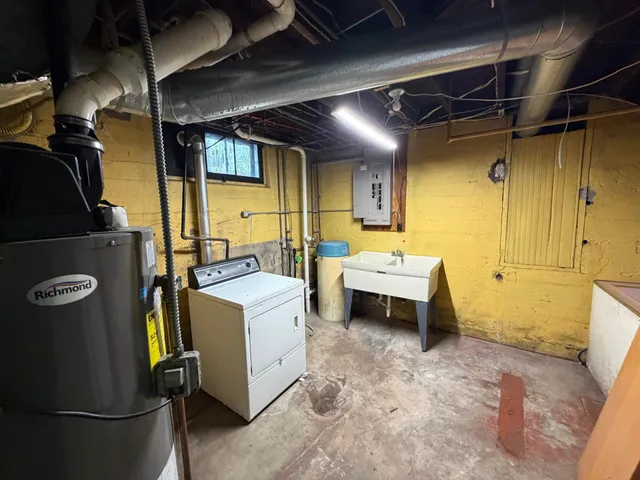 $250,000 | 228 West Wisconsin Avenue, Grantsburg, WI 54840