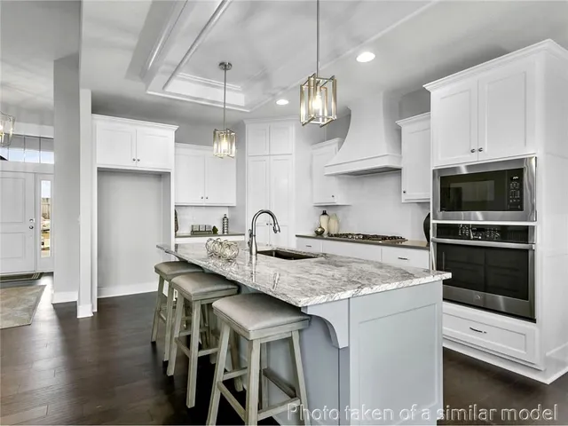 $570,600 | 11579 South Millridge Street, Olathe, KS 66061