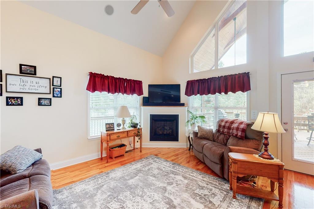 1241 Panther Point Road Richfield, NC 28137 - Photo 9 of 50 Gallery Image 9