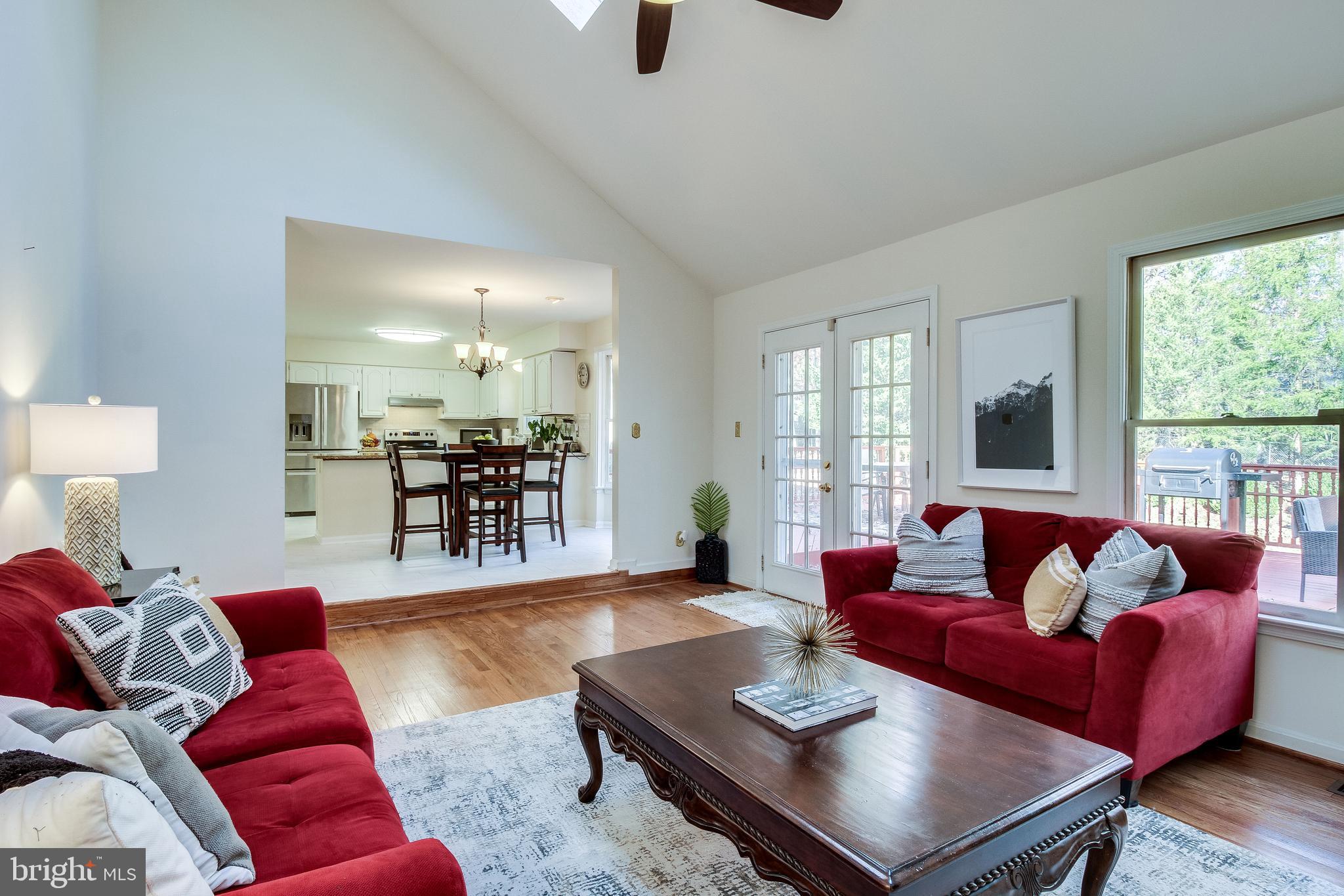 12308 Rochester Drive Fairfax, VA 22030 - Photo 17 of 43 Gallery Image 17