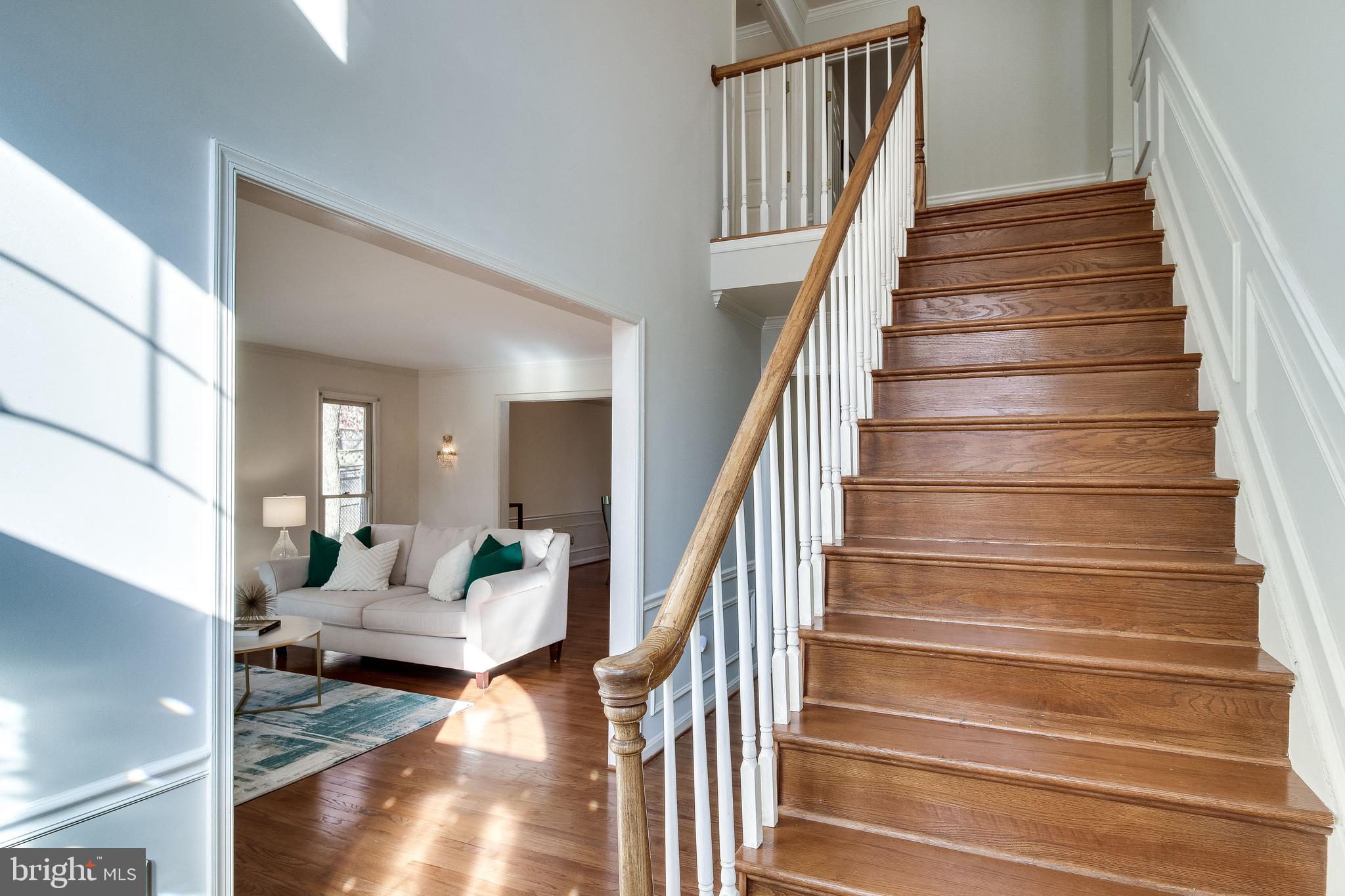 12308 Rochester Drive Fairfax, VA 22030 - Photo 3 of 43 Gallery Image 3