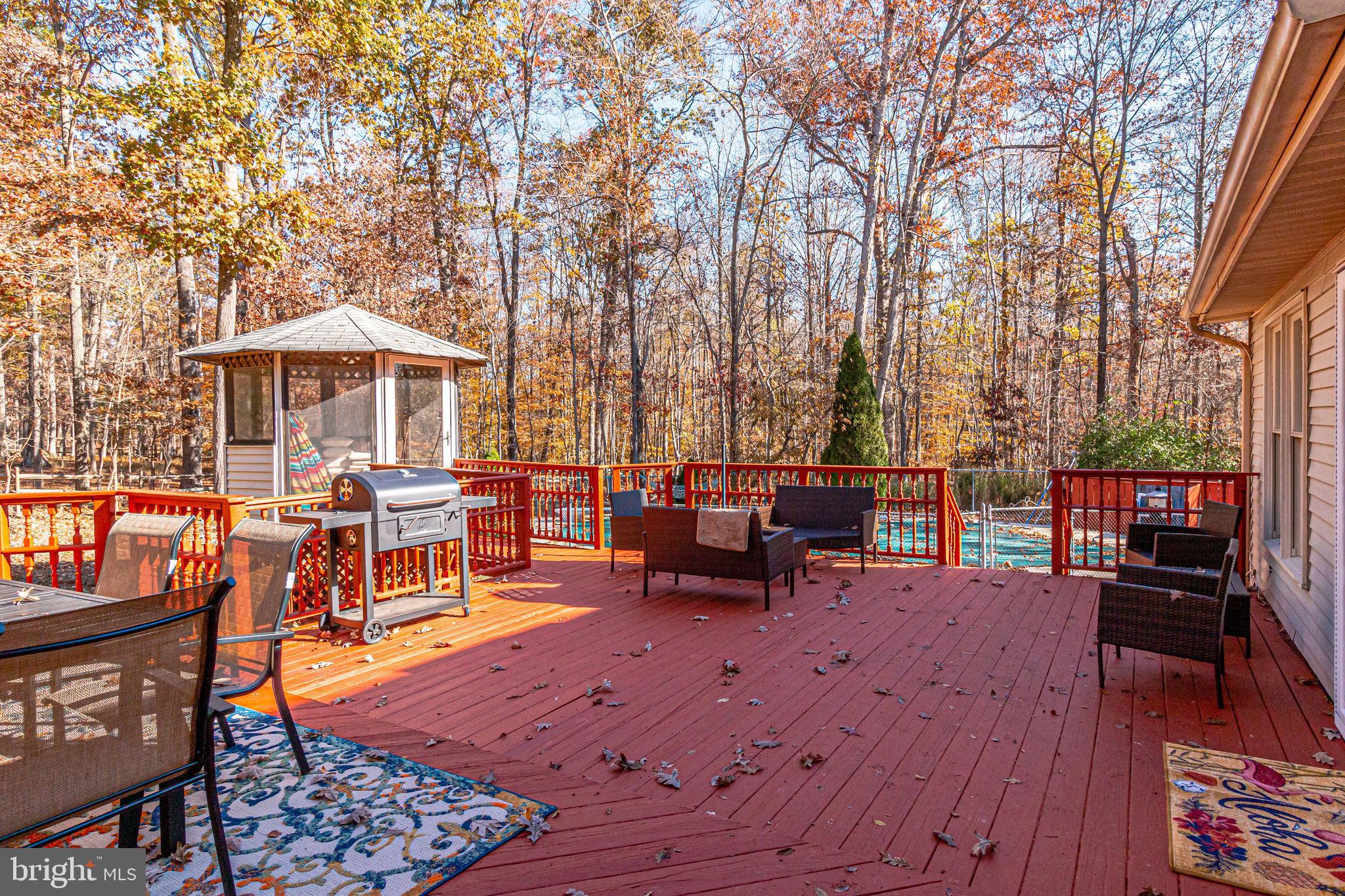 12308 Rochester Drive Fairfax, VA 22030 - Photo 37 of 43 Gallery Image 37