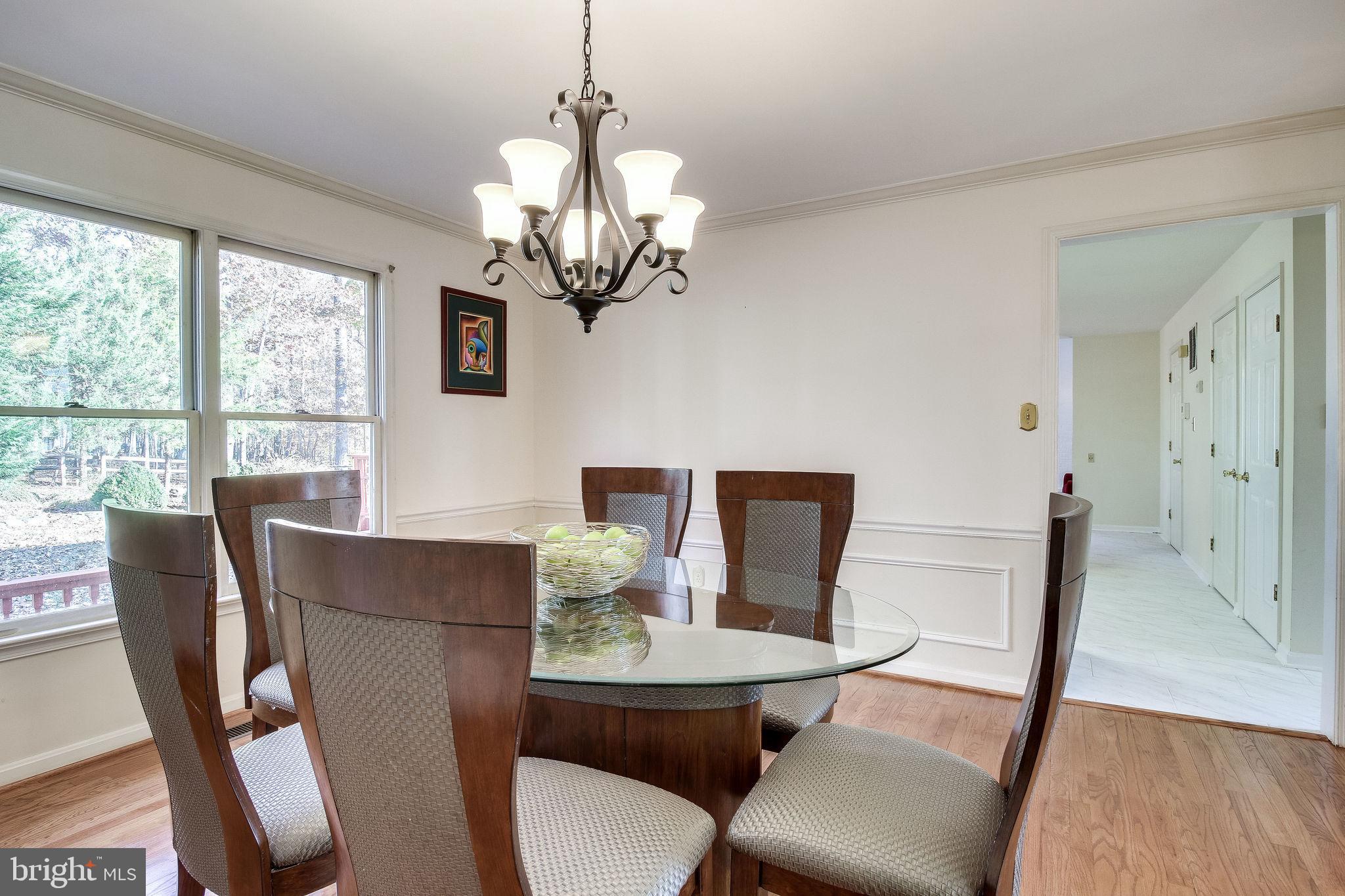 12308 Rochester Drive Fairfax, VA 22030 - Photo 10 of 43 Gallery Image 10