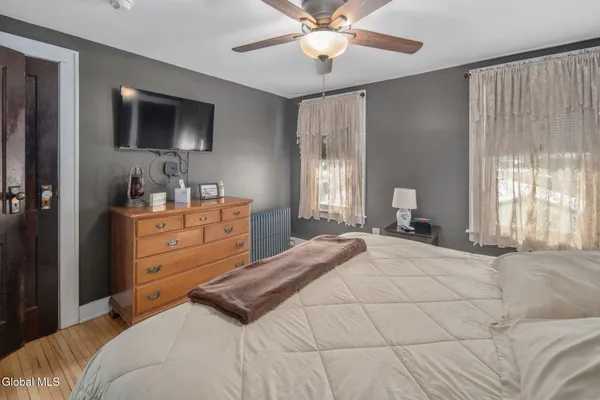 $249,900 | 552 North Harpersfield Road, Jefferson, NY 12093