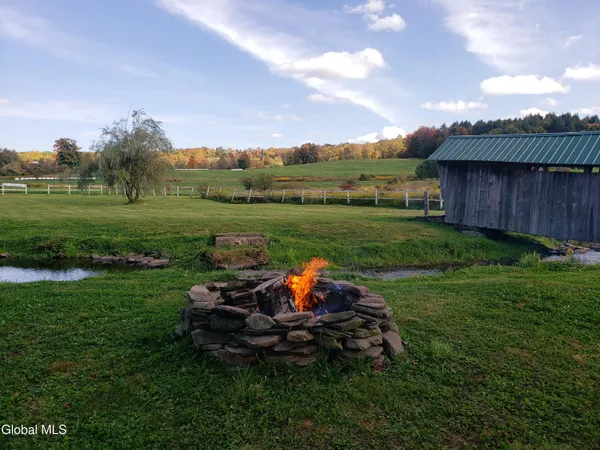 $249,900 | 552 North Harpersfield Road, Jefferson, NY 12093