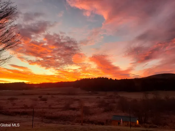 $249,900 | 552 North Harpersfield Road, Jefferson, NY 12093