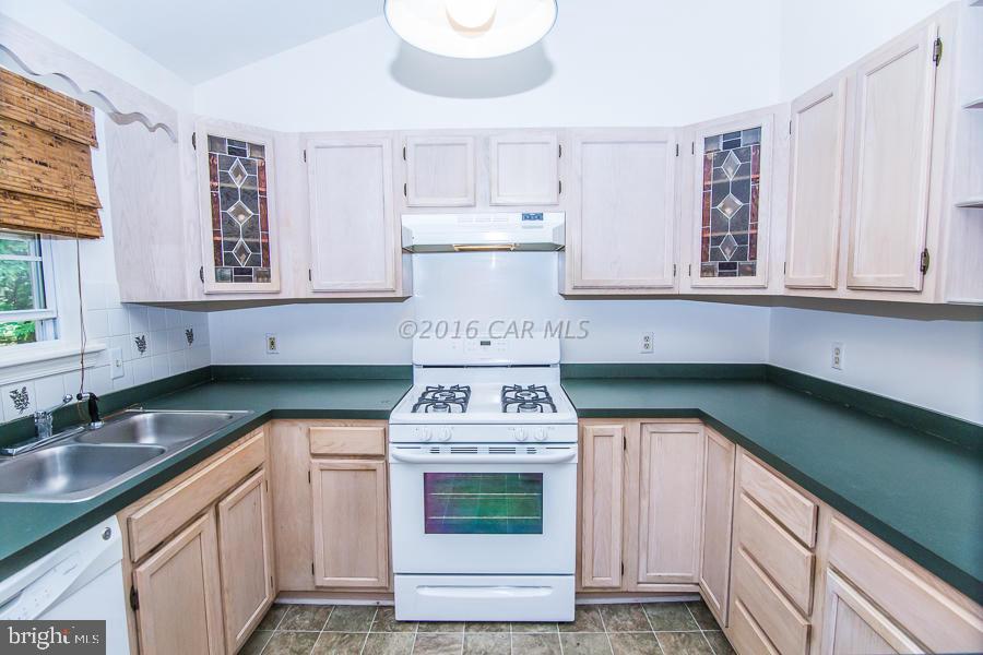 40 Pinehurst Road Ocean Pines, MD 21811 - Photo 6 of 37