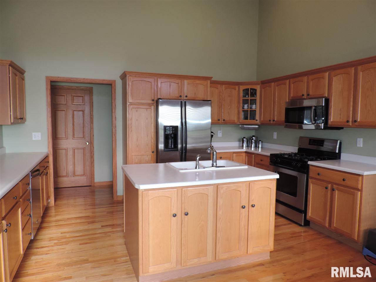 5027 South Cameron Lane Mapleton, IL 61547 - Photo 11 of 34 Gallery Image 11