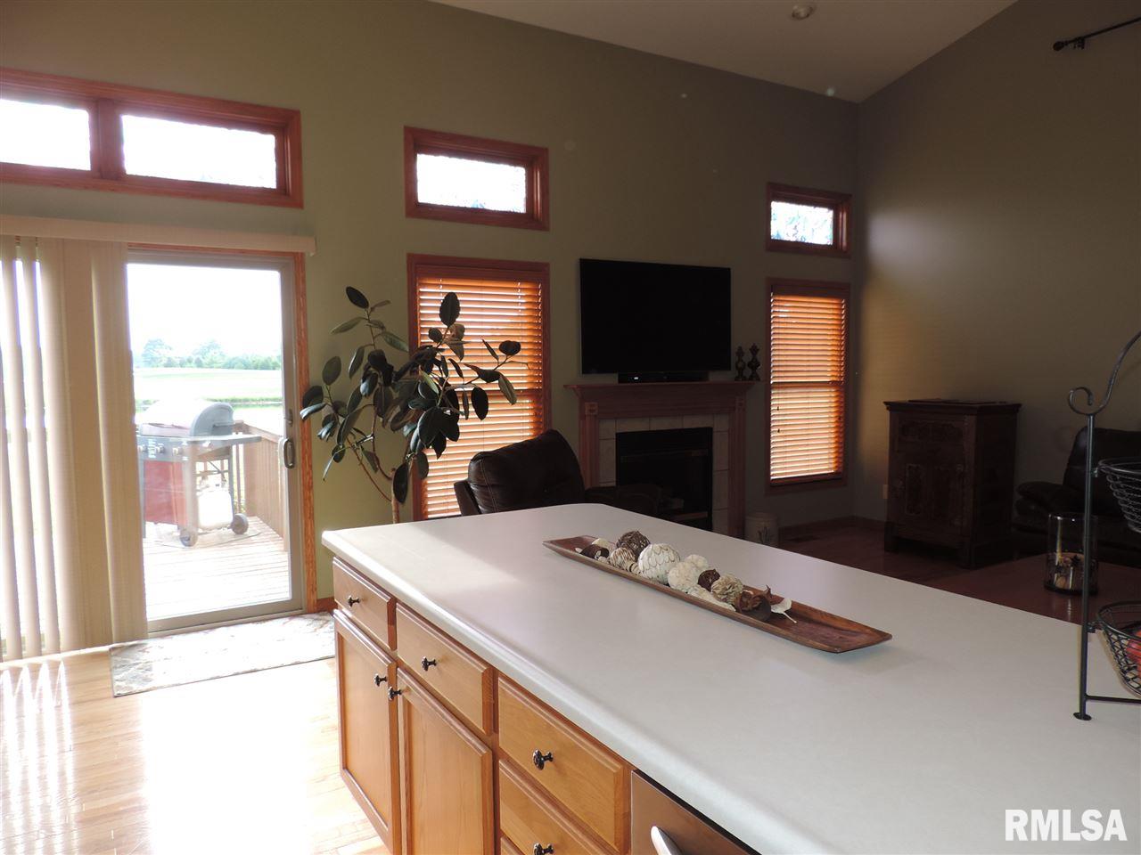 5027 South Cameron Lane Mapleton, IL 61547 - Photo 12 of 34 Gallery Image 12