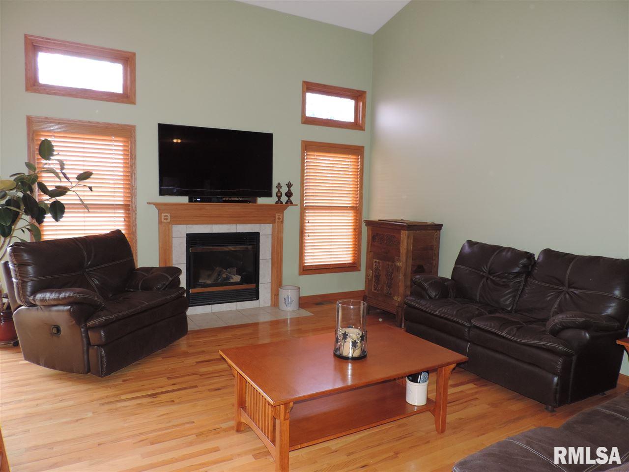 5027 South Cameron Lane Mapleton, IL 61547 - Photo 6 of 34 Gallery Image 6