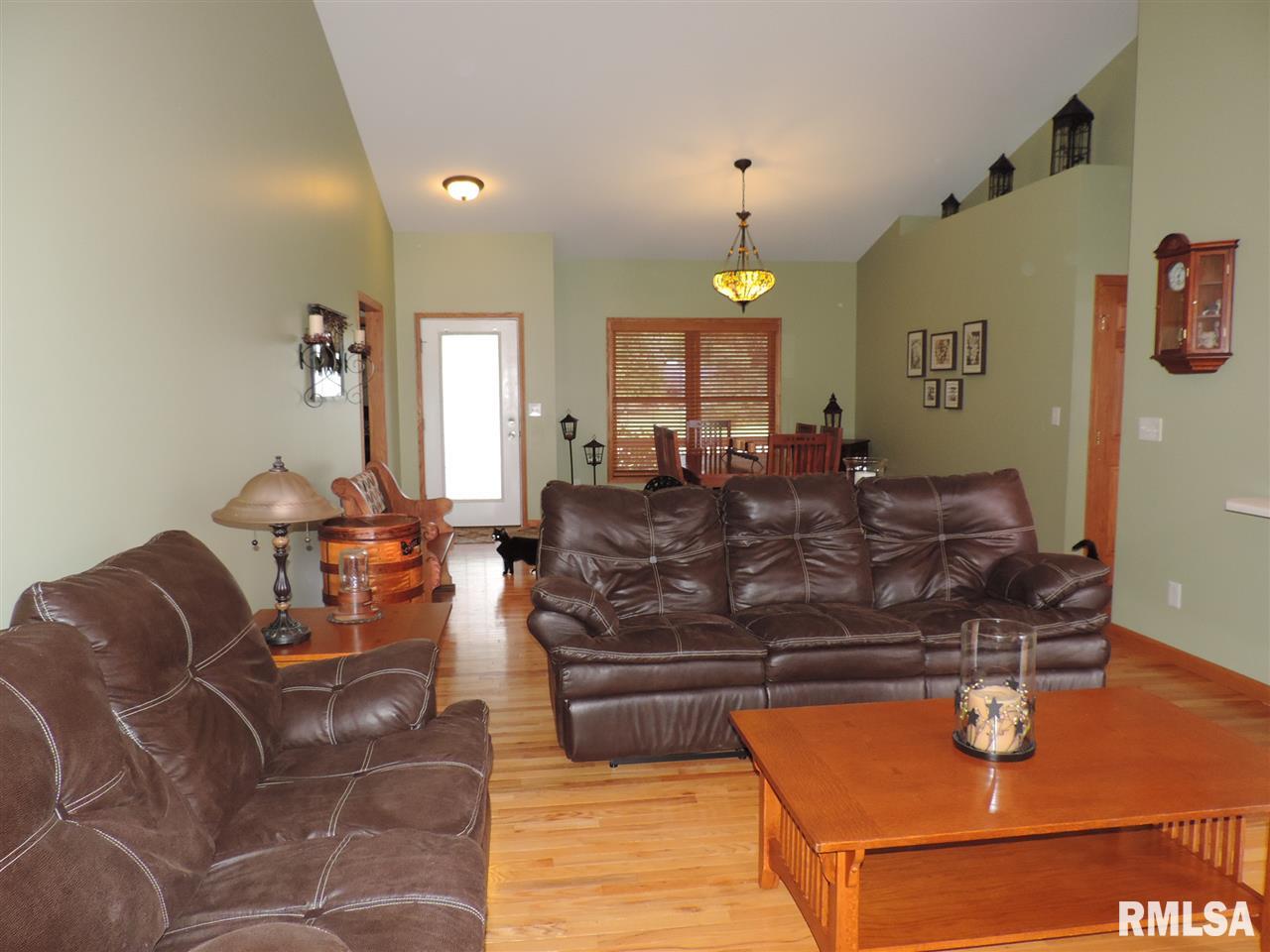 5027 South Cameron Lane Mapleton, IL 61547 - Photo 7 of 34 Gallery Image 7