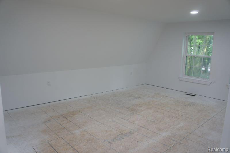 3322 Emmons Avenue Rochester Hills, MI 48307 - Photo 27 of 51