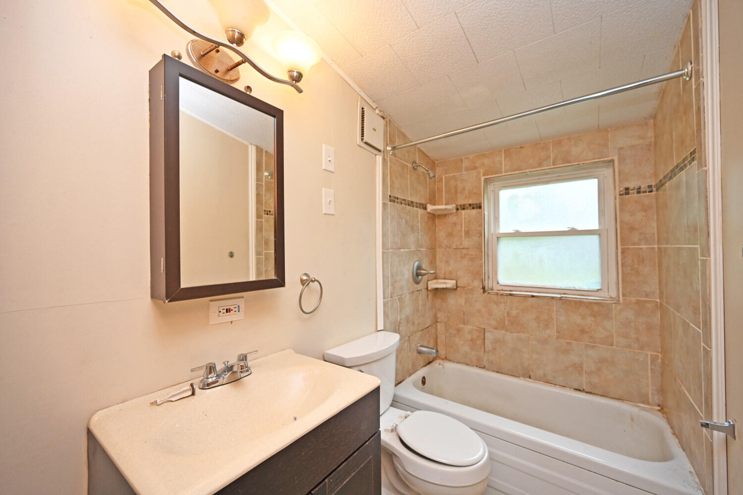 517-518 Cedar Road Covington, KY 41015 - Photo 22 of 38 Gallery Image 22