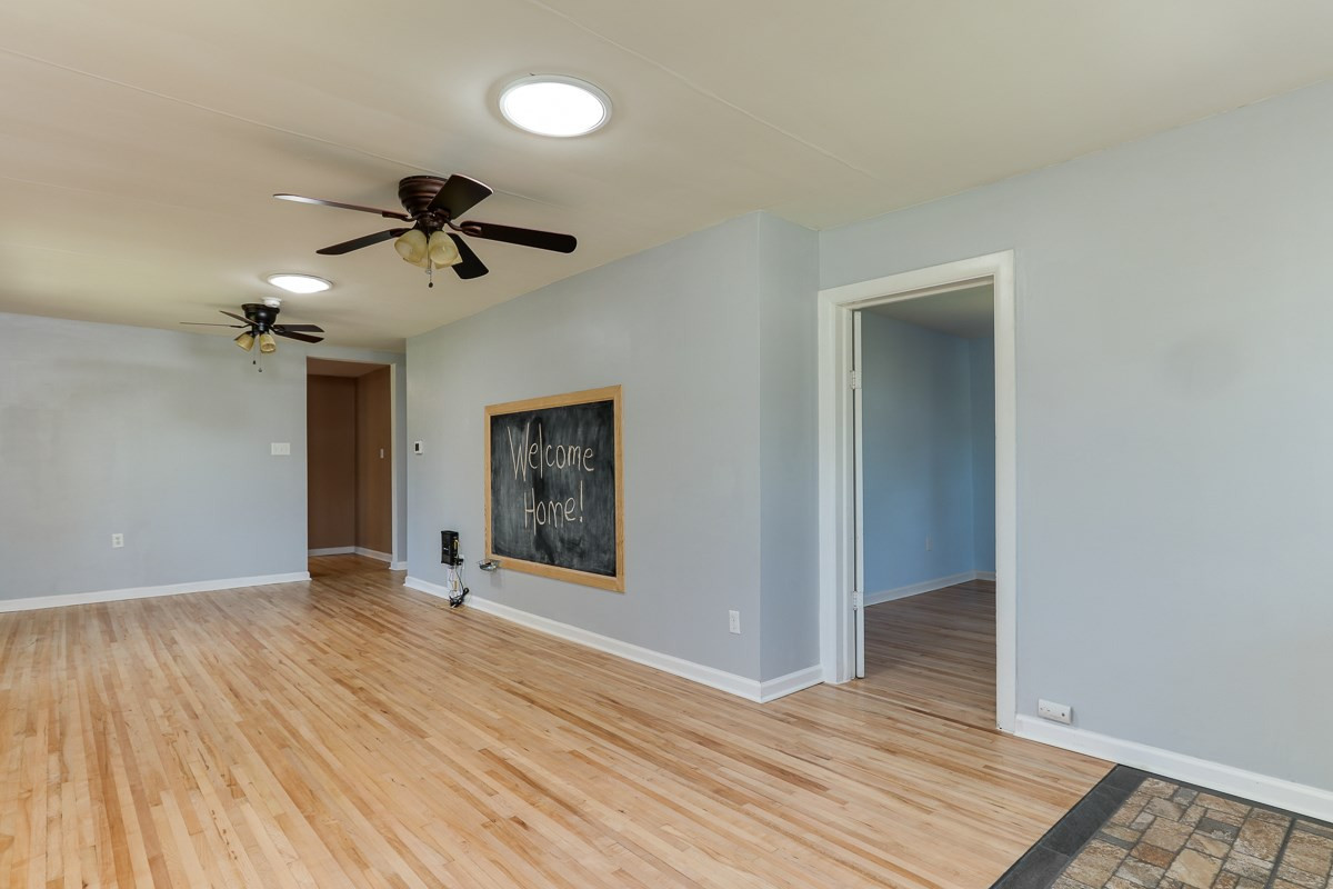 3409 Tryon Road Raleigh, NC 27603 - Photo 7 of 20 Living Room
